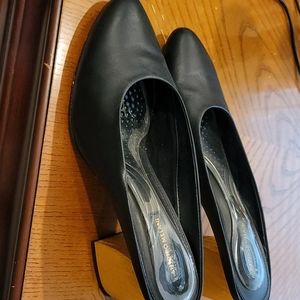 Black leather Mules slips